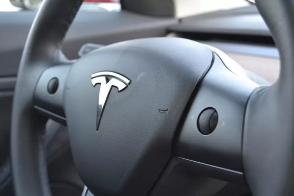 Tesla отзывает почти все свои авто, проданные за 12 лет. Причина нестандартная Tesla отзывает почти все свои авто, проданные за 12 лет. Причина нестандартная